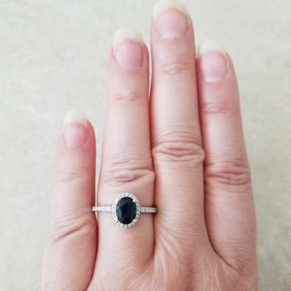 HOST PICK 💙 Sterling 1.5ct Natural Sapphire Ring - Picture 7 of 8